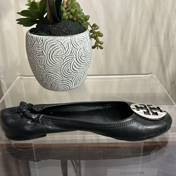 Tory Burch Minnie Travel Perfect Black & Silver Ballet Flats - Picture 7 of 13